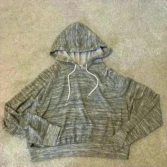 Mossimo Supply Co. Tops - Mossimo gray heathered cropped‎ hoodie size xl